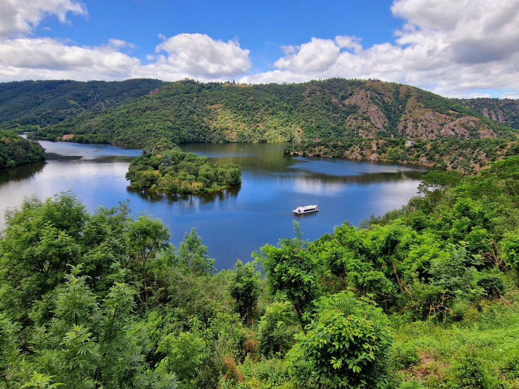 Gorges_de_la_Loire___Bateau_croisiere-Saint-Etienne_Tourisme___Congres___Christophe_Roy-95817